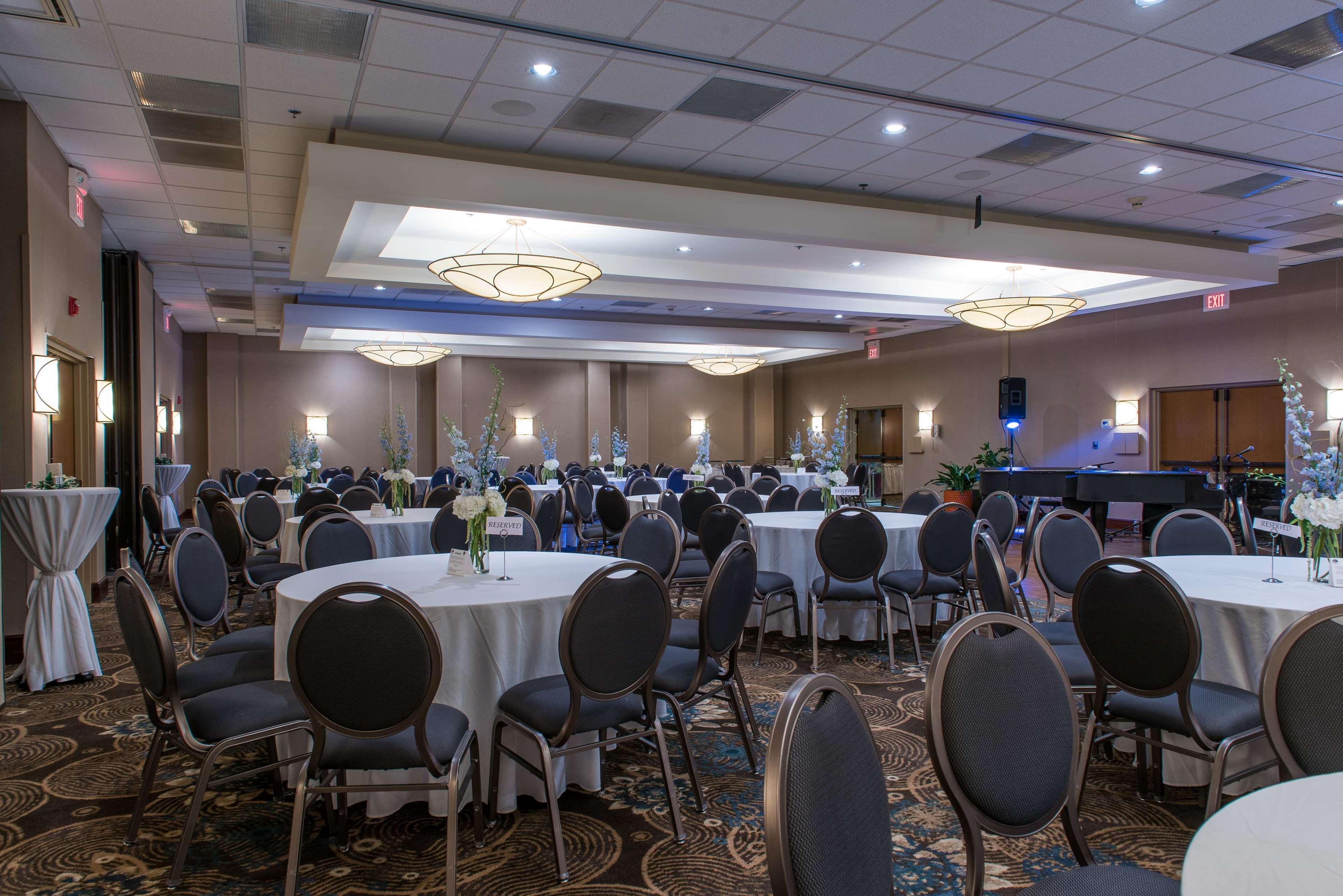 Doubletree By Hilton - Knoxville Hotel