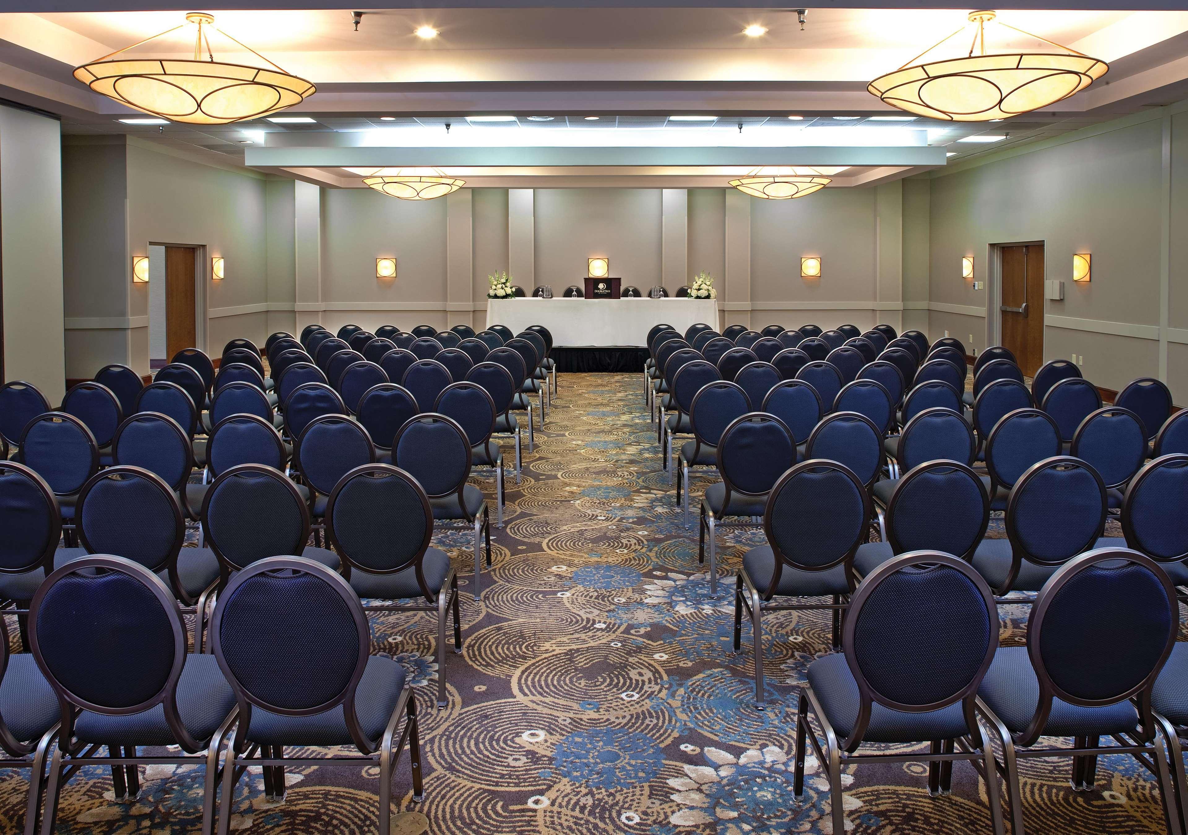 Doubletree By Hilton - Knoxville Hotel 4*