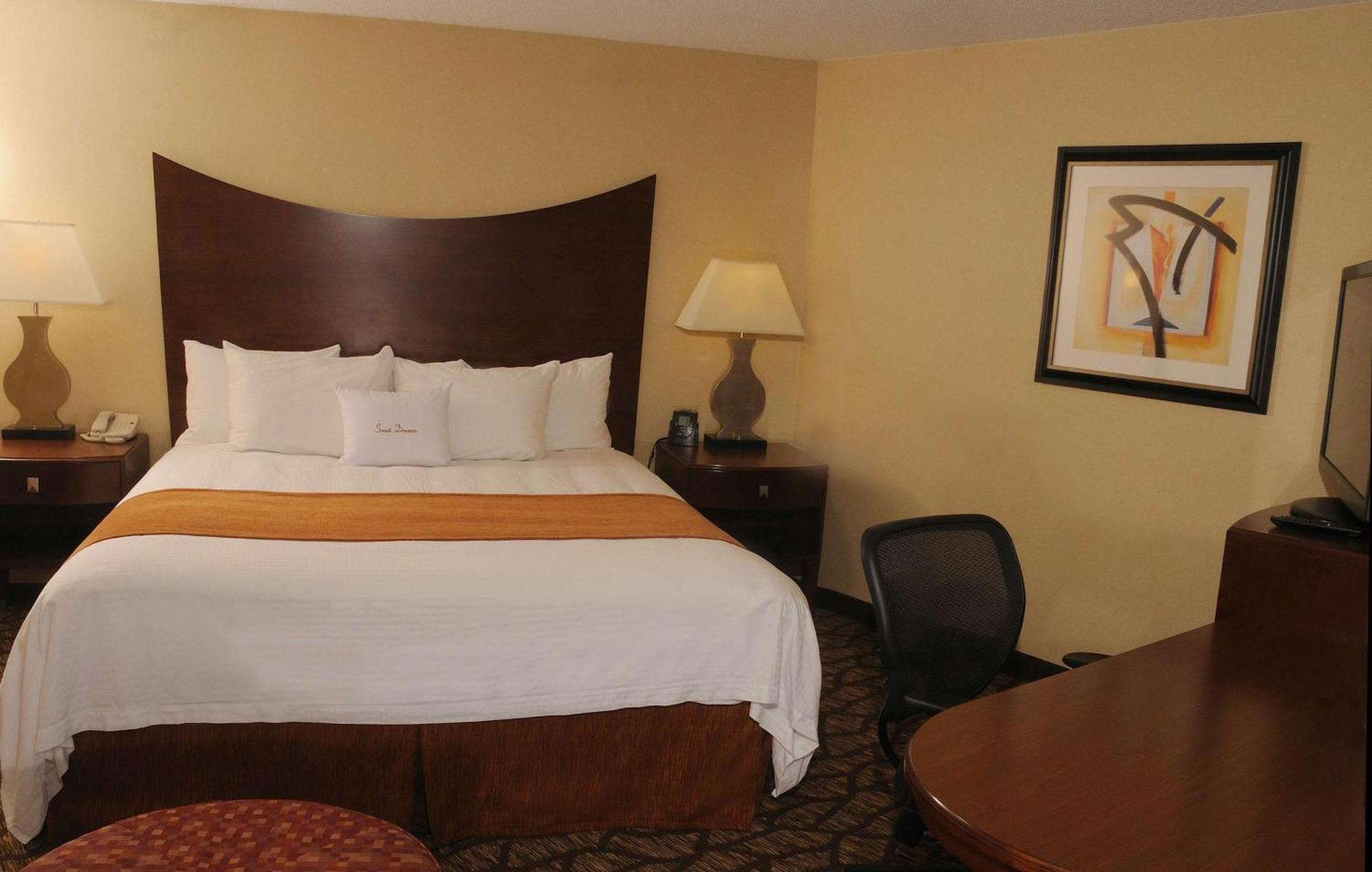 Doubletree By Hilton - Knoxville